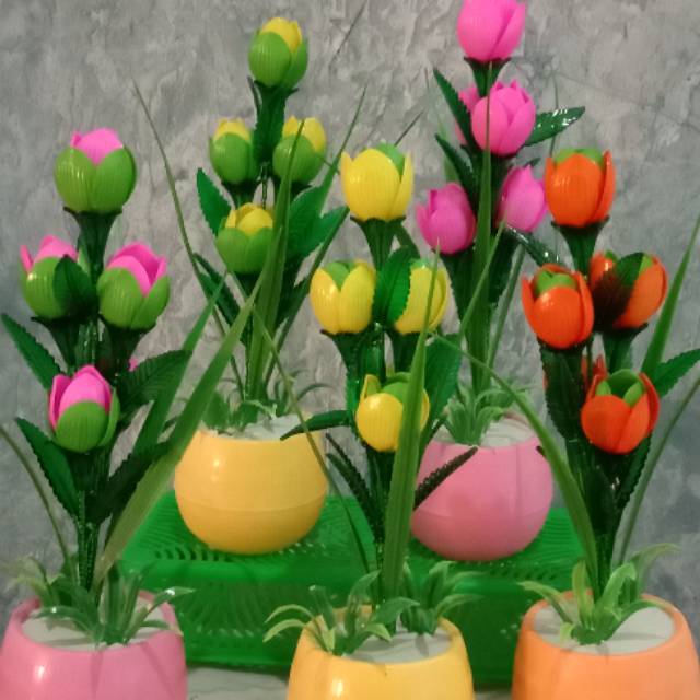 Bunga tulip mini akrilik