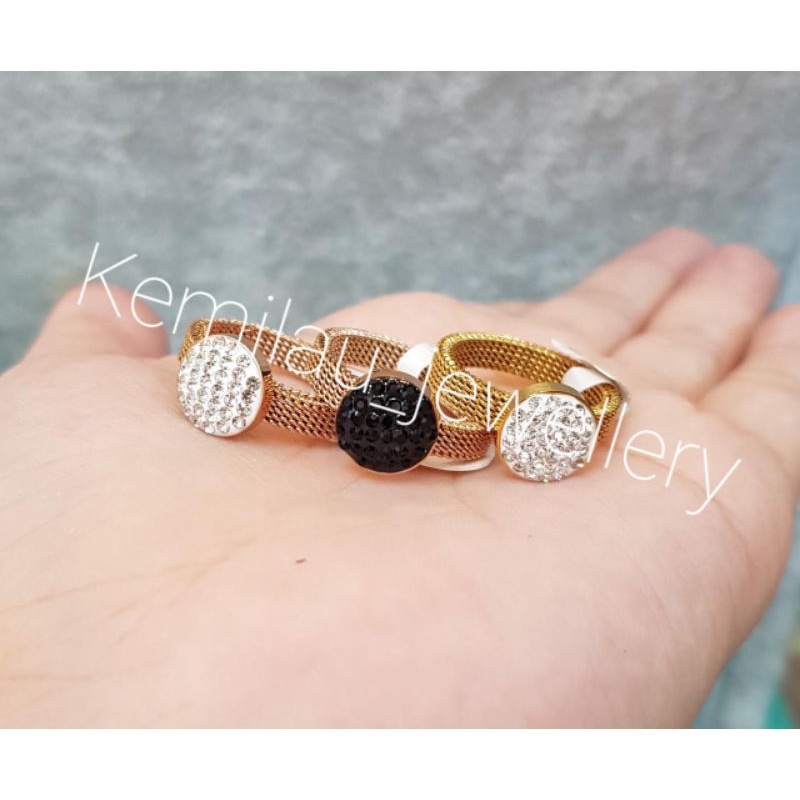 Cincin titanium Mata Hitam Putih