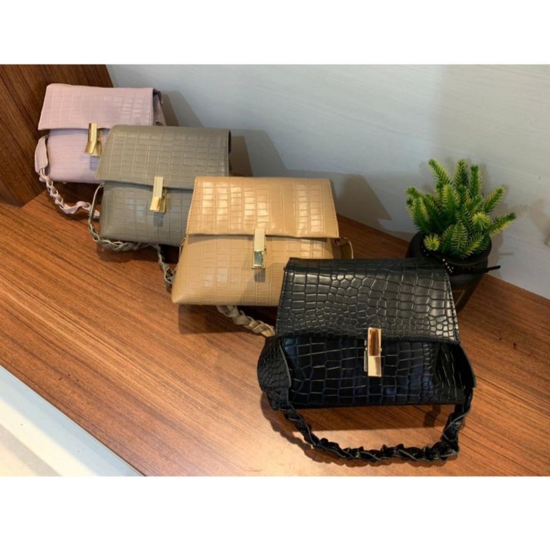 tas wanita croco adel