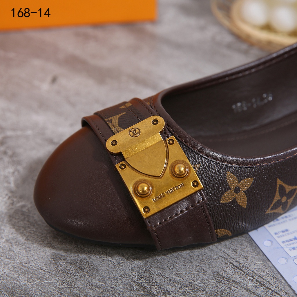 Flat Shoes in Monogram #168-14