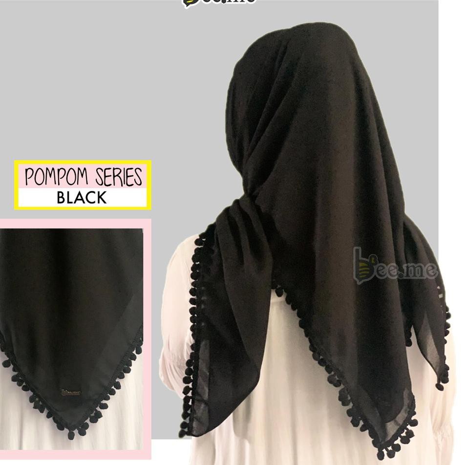 DIJUAL BEE ME POMPOM SERIES | KERUDUNG VOAL SEGI EMPAT HIJAB SCARF POLOS RENDA BEEME BEE.ME