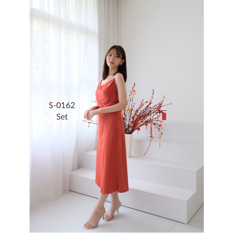 Kadaka S-0162 Set Tanktop Drapery dan Rok Panjang Flowy Mewah