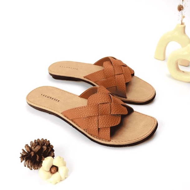 Sandal Wanita Flat Sandal Flip Flop Kulit Sintetis Sandal Papirut Sol Karet Anti Licin Velonesia - Nastya