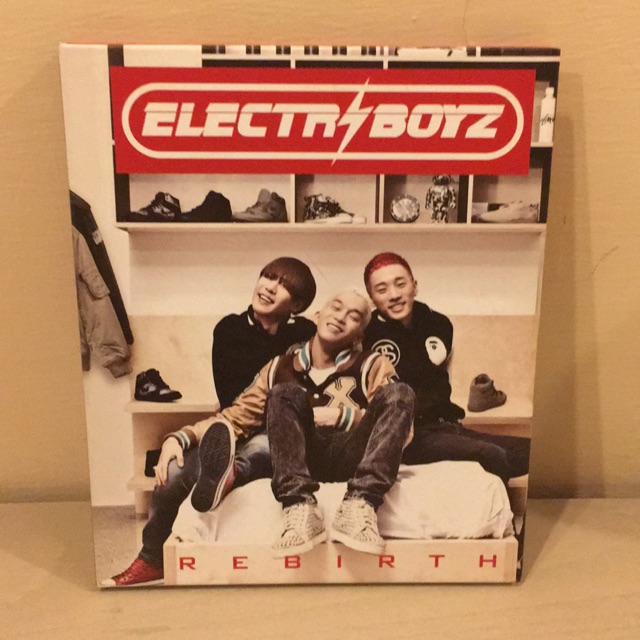 

Electroboyz