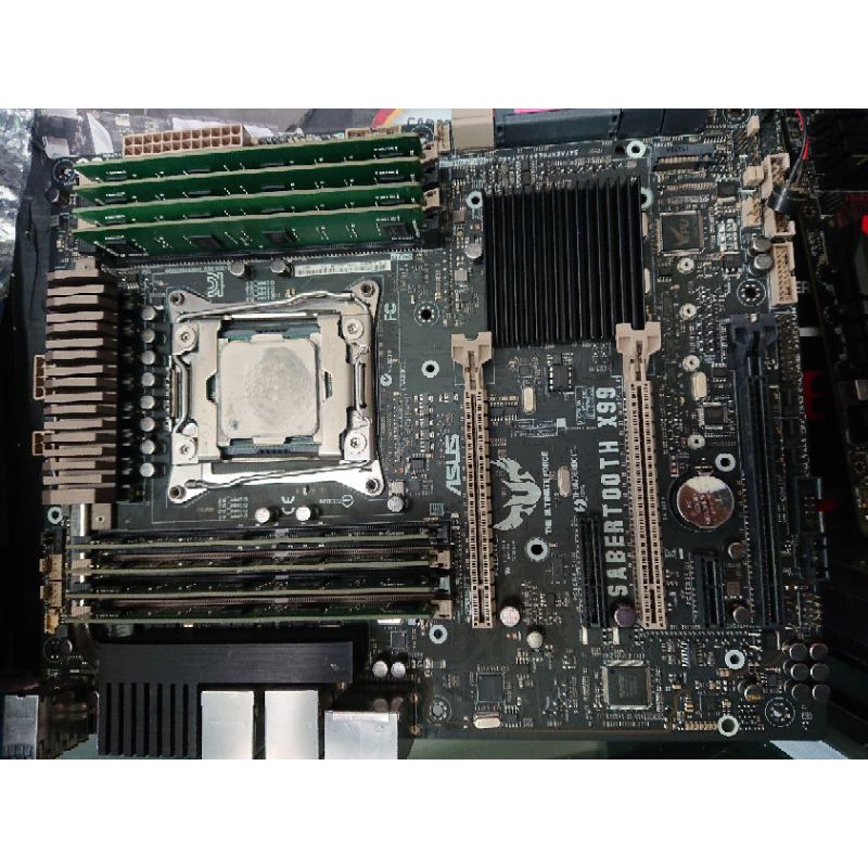PAKET MOTHERBOARD ASUS SABERTOOTH X99 LGA2011-3 DAN PROCESSOR XEON E5-2620V3 LGA2011 LGA 2011 V4