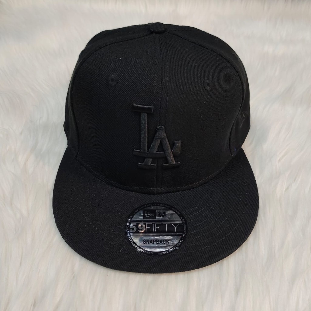 Y-069 Topi Snapback LA New era Fullblack