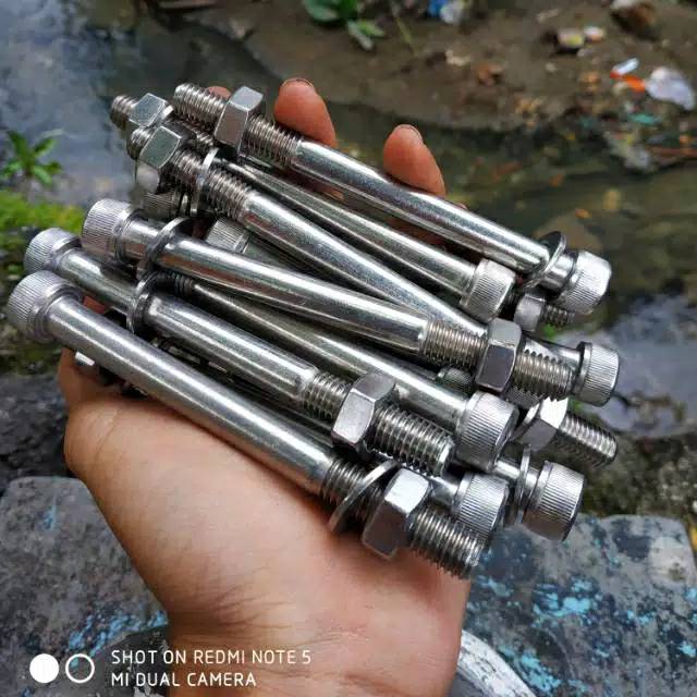 Baut L stenlis M14 pangkon mesin belakang pnp CB GL MP Tiger Japstyle GL100