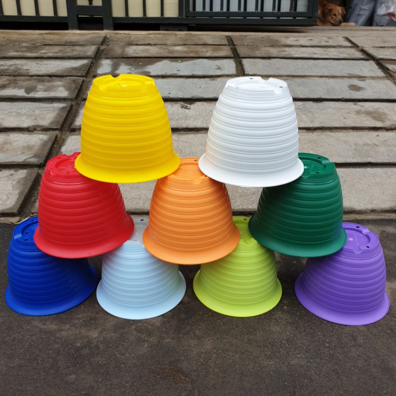 POT TAWON WUPM 21 pot bunga plastik model tawon warna warni pot tawon 20cm murah bagus