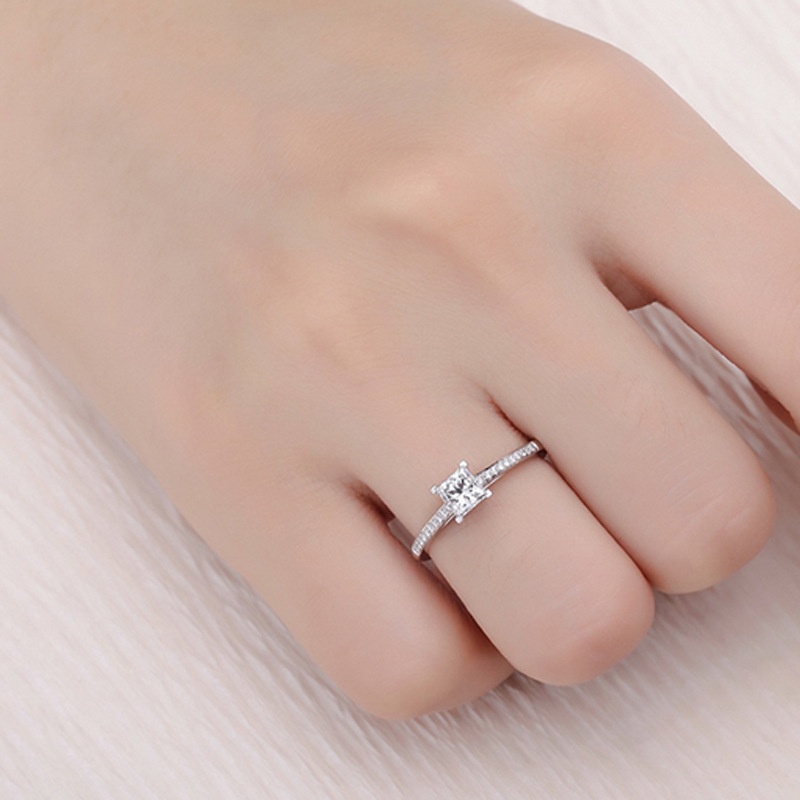 Cincin Sterling Silver 925 Dengan Cubic Zirconia Untuk Wanita