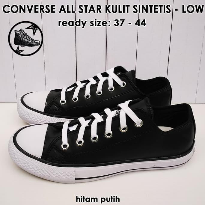 More Walk Sepatu Converse Low Kulit Sintetis - Hitam Putih, Sepatu Sneakers