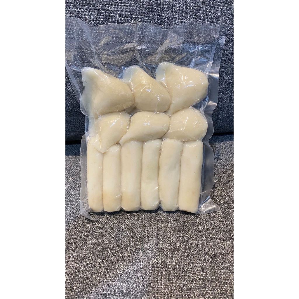 

Pempek ikan tengiri / pempek siap goreng / pempek Palembang / pempek frozen / pempek enak asli Palembang