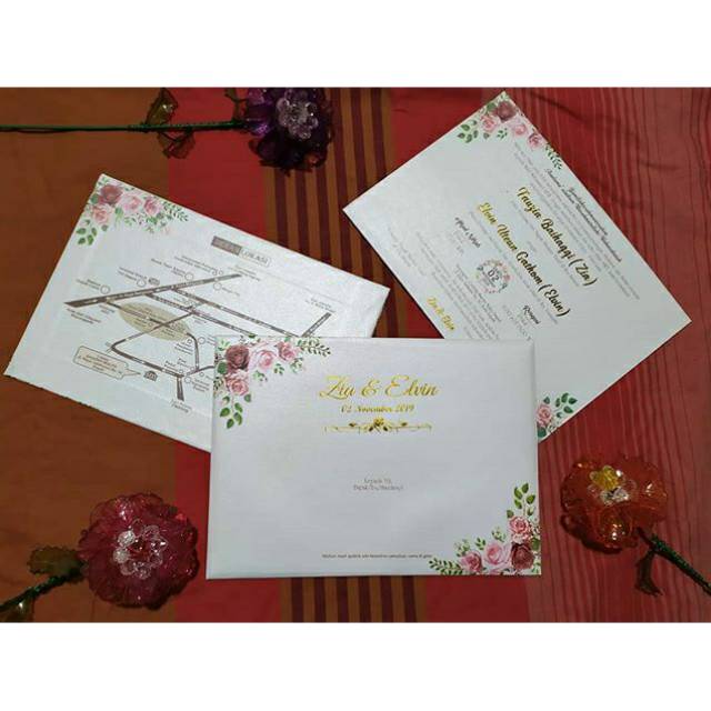 Undangan pernikahan (harga untuk 500 pcs)