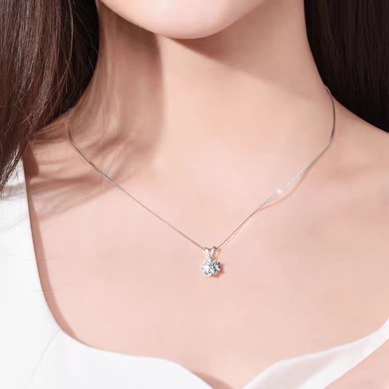 Moissanite Kalung Rantai Klavikula 925 Perak Zirkon Kalung Sederhana Liontin Temperamen Liontin Hadiah Ulang Tahun Wanita