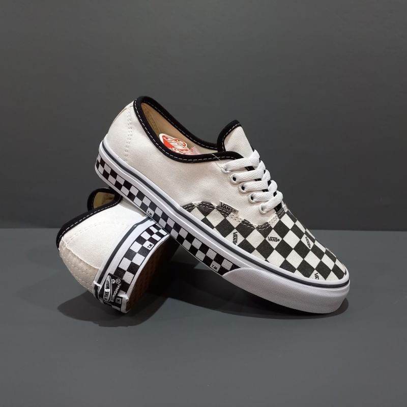 VANS AUTHENTIC NBHD WHITE BLACK -  Sepatu Sneakers Slip On Kets Kasual Pria/Cowok/Men