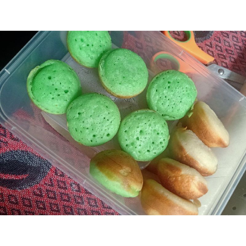 

Surabi CIMIT - Serabi Mini Untuk Cemilan Keluarga