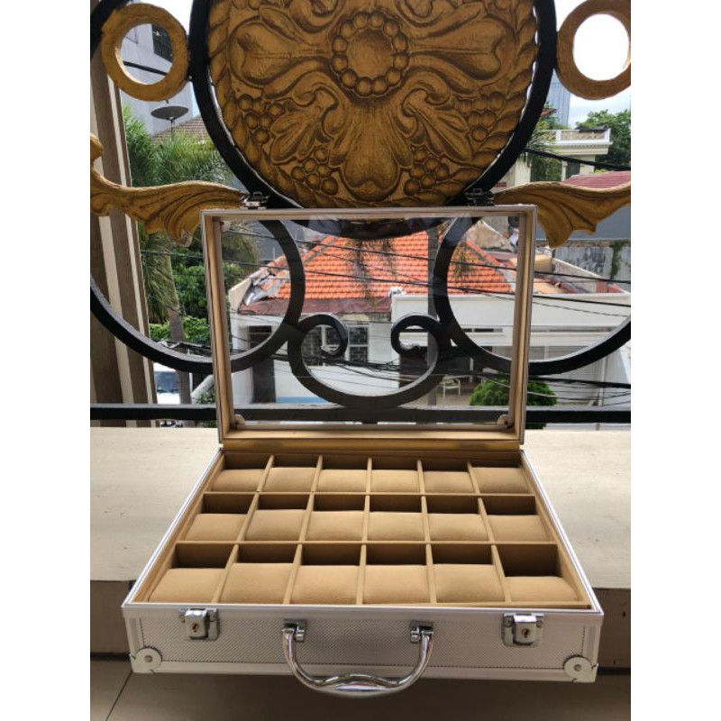 Kotak jam tangan isi 18 koper Alumunium // Koper jam tangan Aluminium isi 18