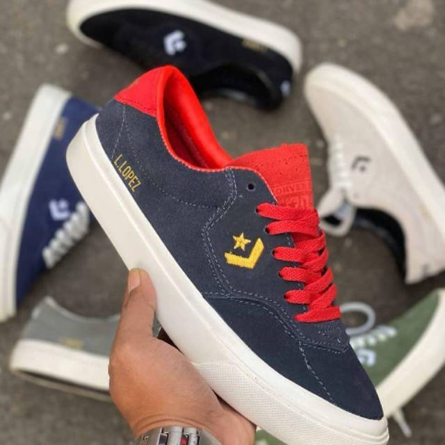 detail product :

Converse louie lopez super suede "grey red"