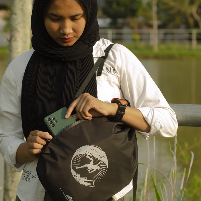 Tas Serut LEAFHOPPER Tas Gendong Ransel Serut Waterproof Olahraga String Bag