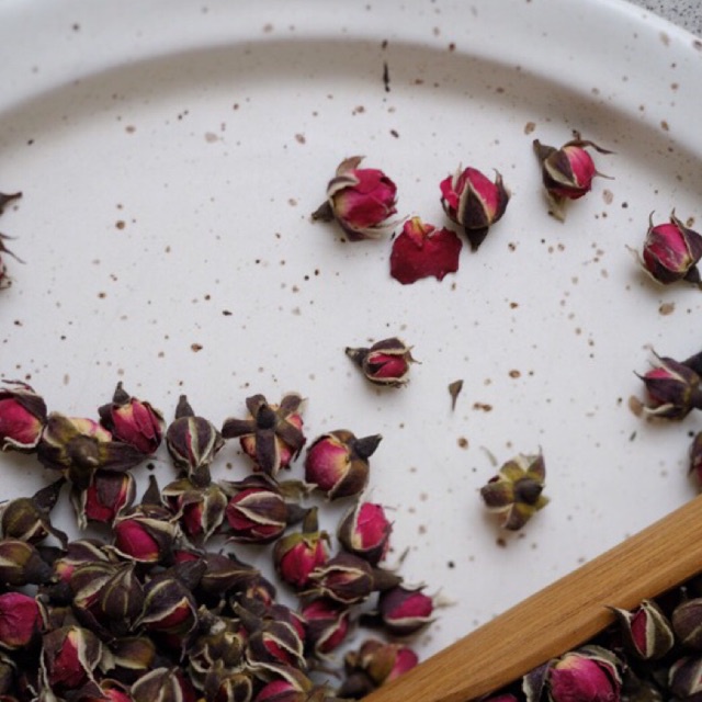 

Rose Buds / Kuncup Mawar