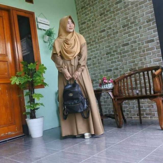 Gamis polos bisa untuk seragam pns khaki polos /hitam putih by fania hijab