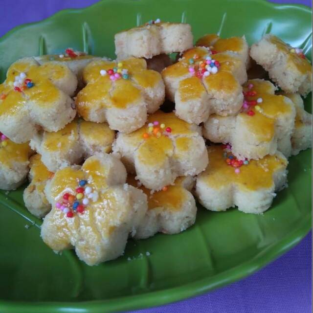 

KUE KACANG LEBARAN KERING ENAK MURAH MURMER KILOAN TOPLES CANTIK