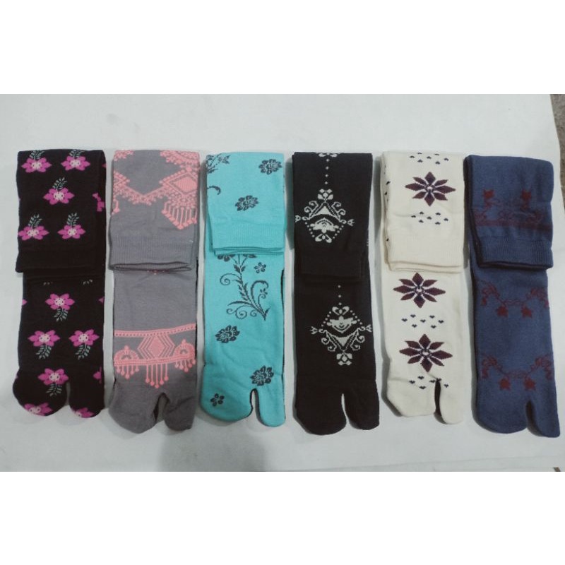 KAOS KAKI JEMPOL MOTIF KAOS KAKI JEMPOL MOTIF MUSLIMAH (batik warna) no kemas