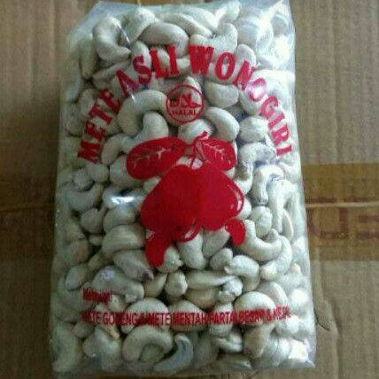 

kacang mede utuh