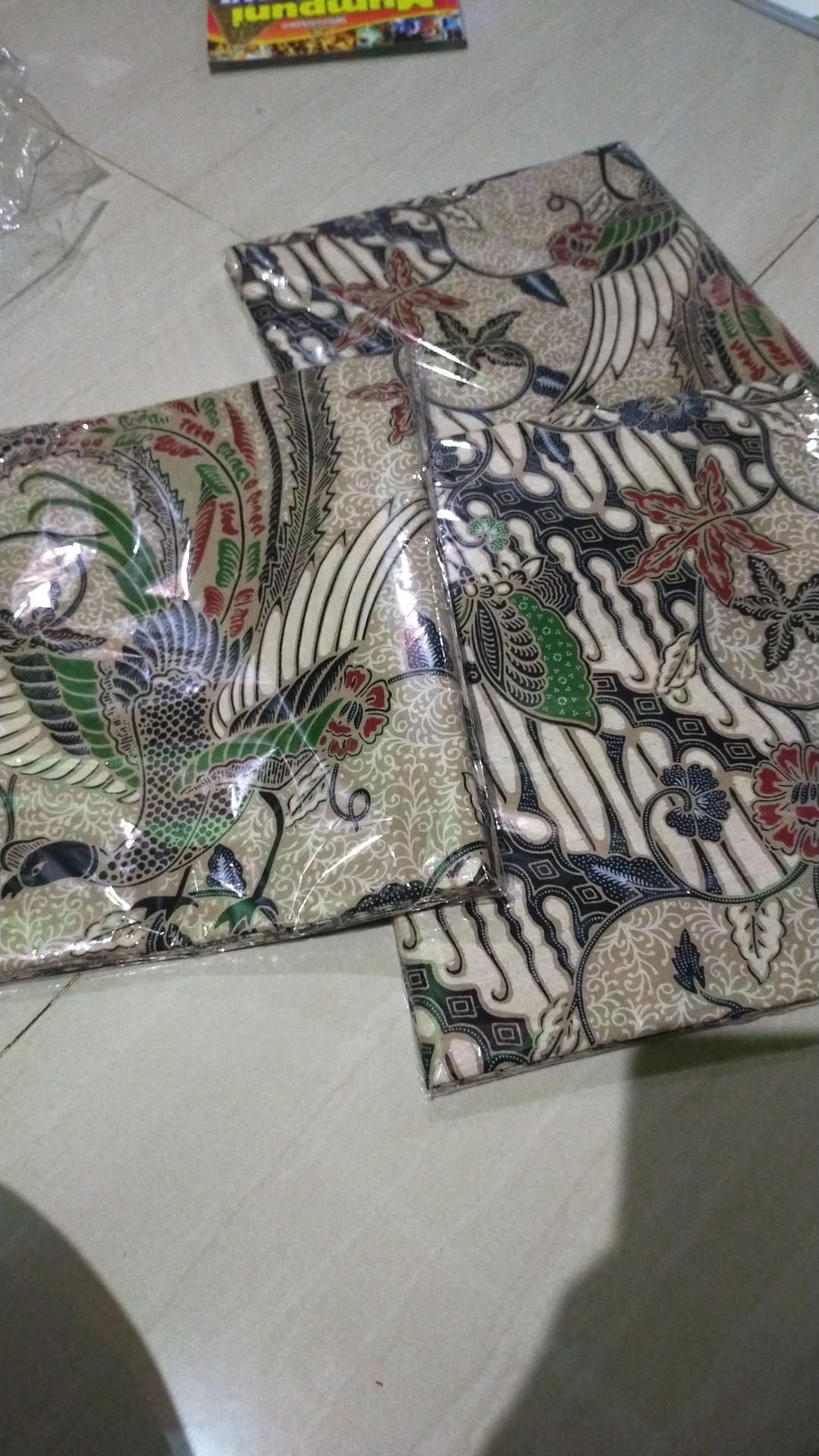 Kain Batik Solo (cabut) Motif Sogan Colet Parang Peksi