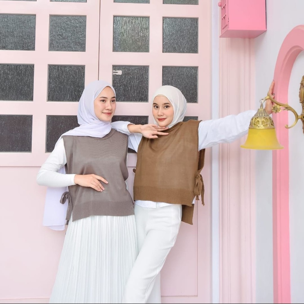 LILI VEST ROMPI TALI RAJUT KOREA WANITA OUTER KNIT KEKINIAN TERBARU