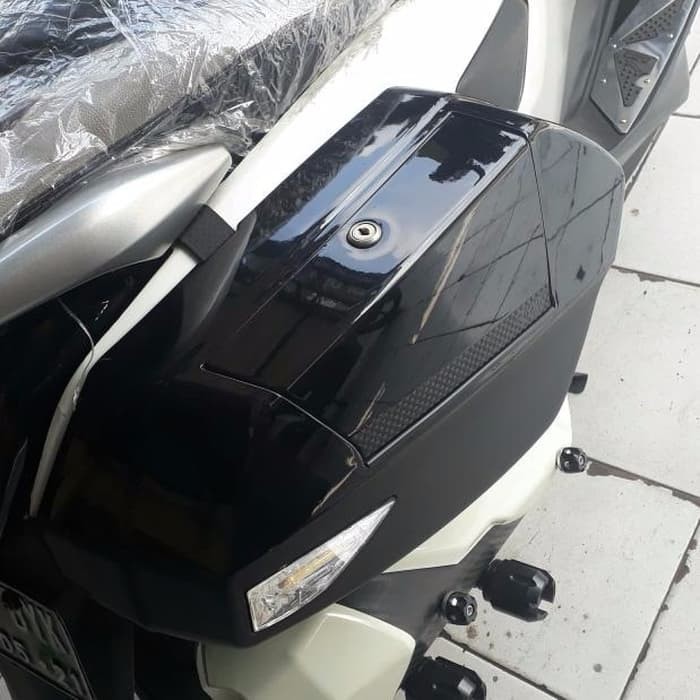 AKSESORIS MOTOR YAMAHA NMAX BOX SAMPING BAHAN PLASTIK ABS VND JAKARTA