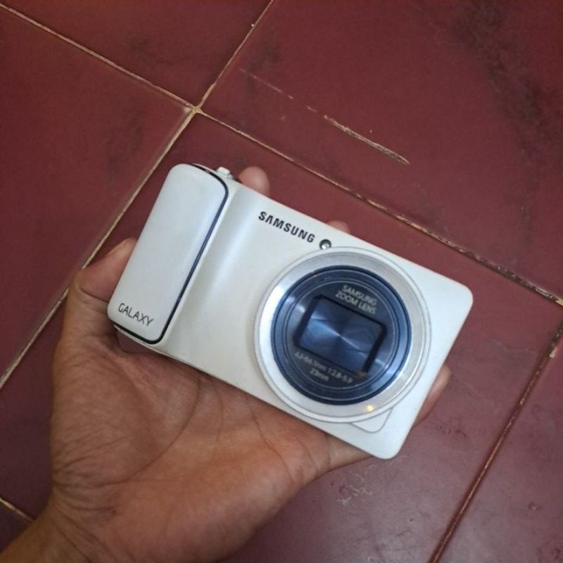 Samsung Galaxy Camera (GC100)