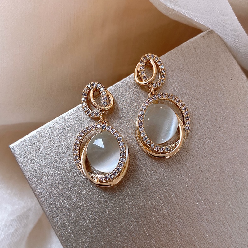 Anting Tusuk Motif Geometri Hias Berlian / Mutiara Imitasi Bahan Sterling Silver 925 Untuk Wanita