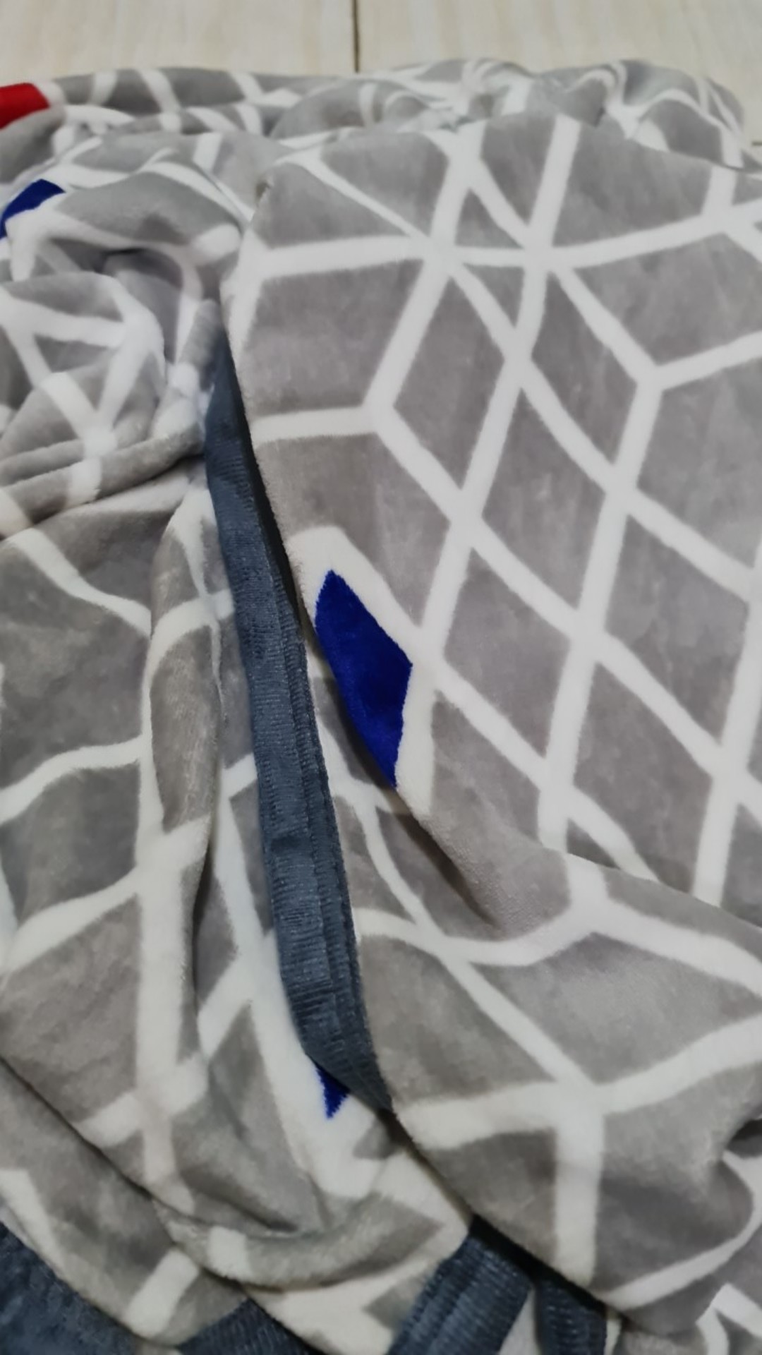 Selimut Bulu Dewasa King Size Super Tebal Halus Uk 200 X 230cm