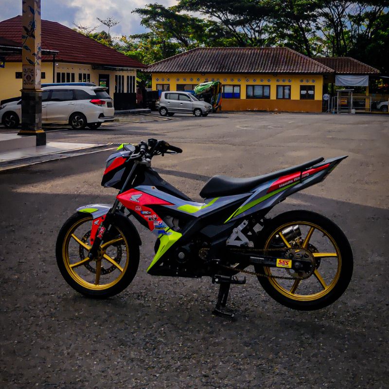 DECAL SONIC TERKEREN MOTIF ROADRACE