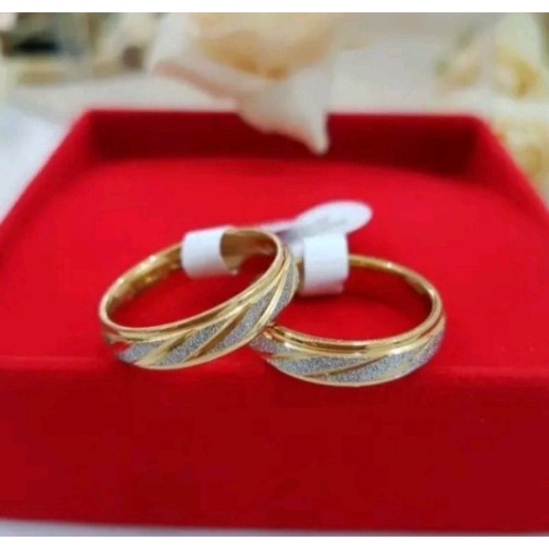 cincin titanium pasir emas