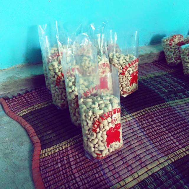 

Kacang mete