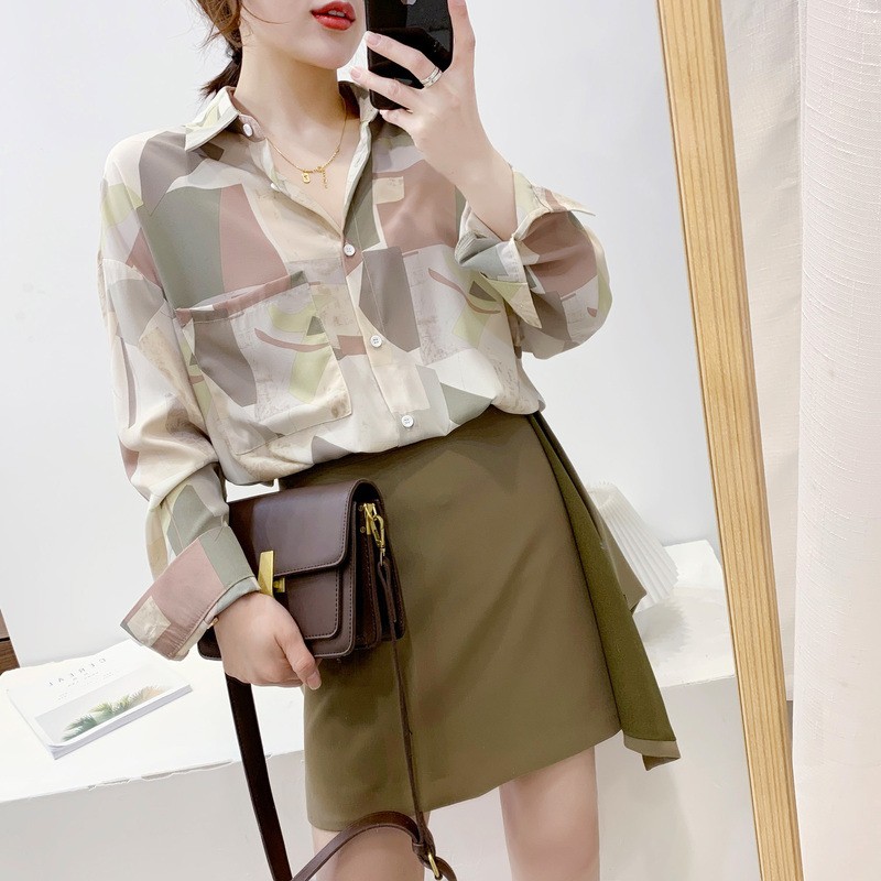 Kemeja wanita import lengan panjang motif abstrak