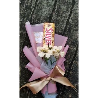 

buket snack| buket snack murah| buket singgle silverqueen|buket valentine