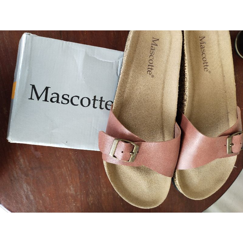 sandal wanita mascotte