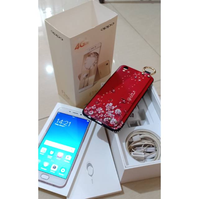 HP OPPO F1 PLUS / F1+ RAM 4GB Memory 64GB ROSE GOLD SECOND FULL SET + BONUS SOFTCASE Handphone