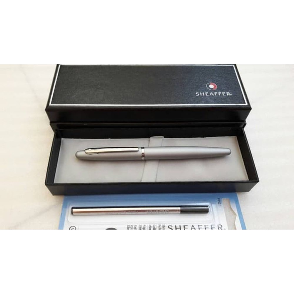 Promo Alat Tulis Paket 1 Klik 1pcs Sheaffer VFM Strobe Silver Rollerball Plus1pcs Refill RB Murah