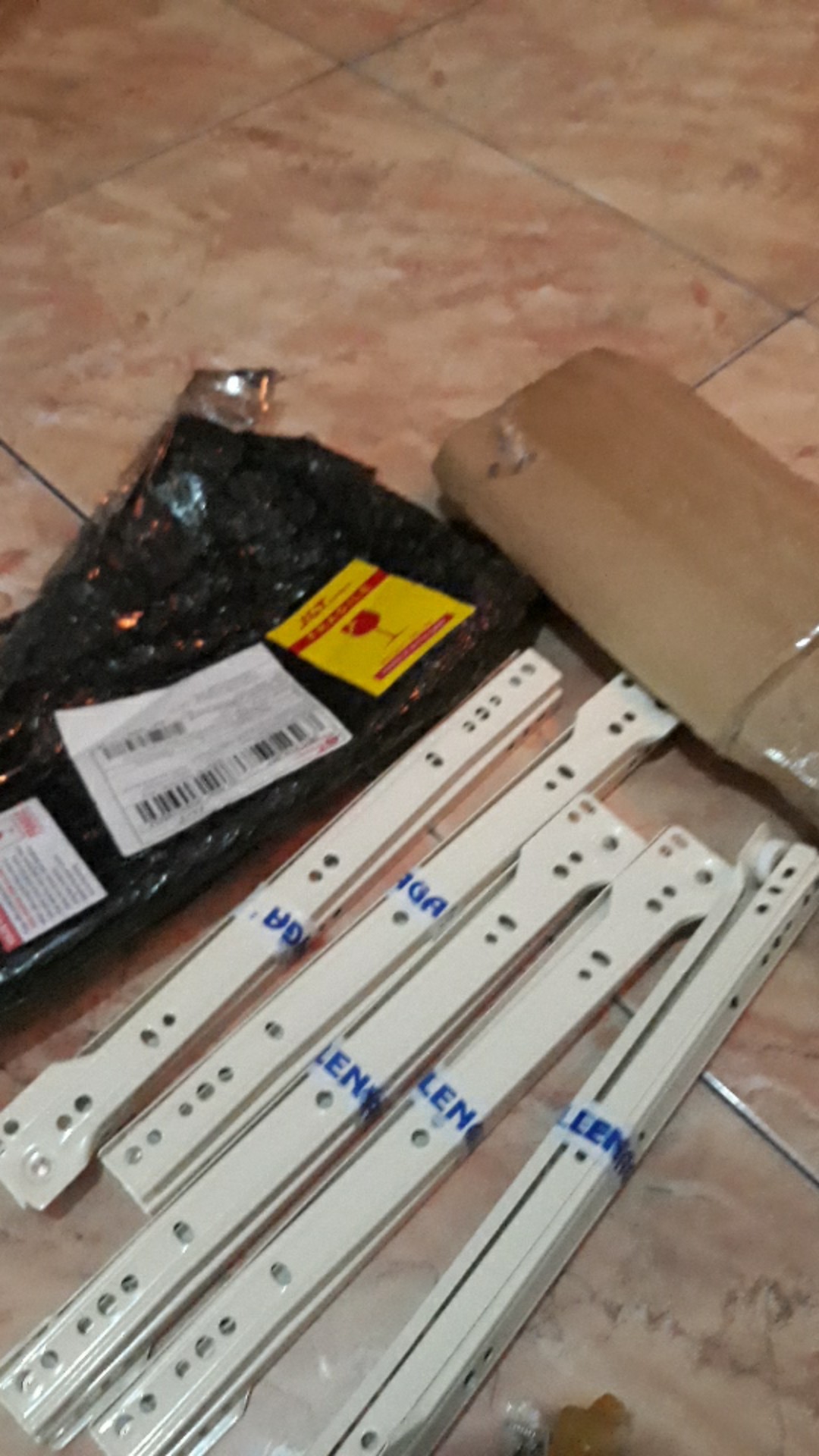 Rel Laci Lenaga By Huben 30 Cm 1 Set (2 Pcs). Biasa Roda Singel Track Putih Free Skrup