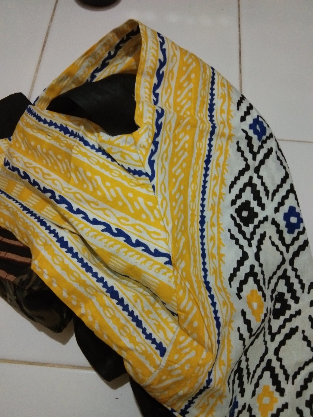 Terlaris Serut Genes Jelita Tunic Navbor Yelbor Whitbor Creambor Seharga Rp43.999 - Rp81.999