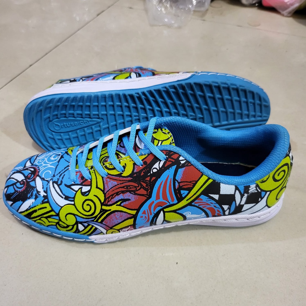 SEPATU FUTSAL PRIA  ORTS BATIK SOL SUDAH DI JAIT // SEPATU OLAHRAGA PRIA // TERBARU TERLARIS DAN TERMURAH