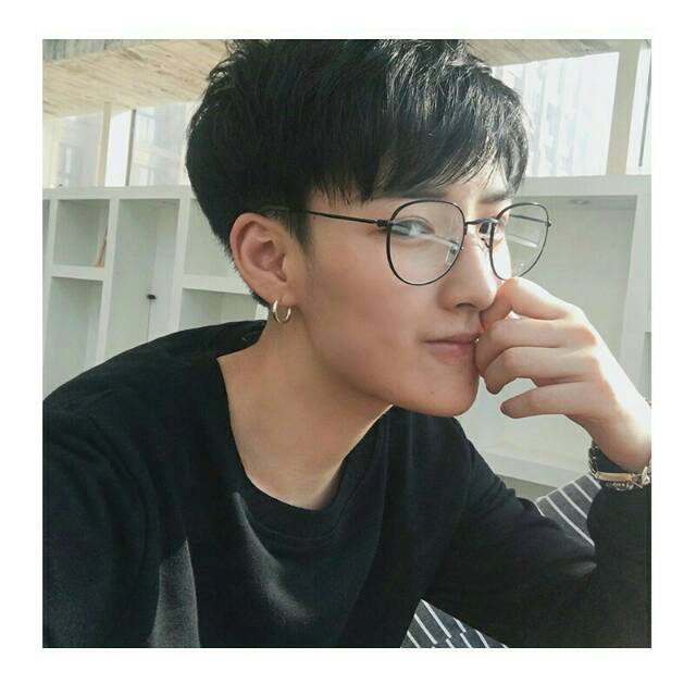 √BAYAR DITEMPAT√ Kacamata Oval Pria Dan Wanita Korea