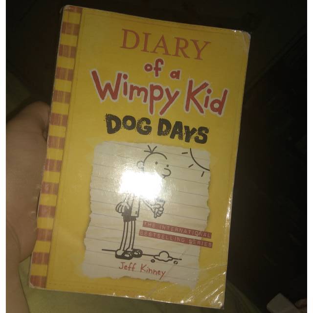Diary of a Wimpy Kid Dog Days by Jeff Kinney ENGLISH bekas