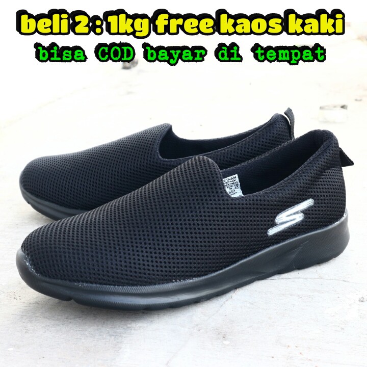 SEPATU SLIP ON PRIA BISA BAYAR COD SEPATU SKECHE FULL BLACK