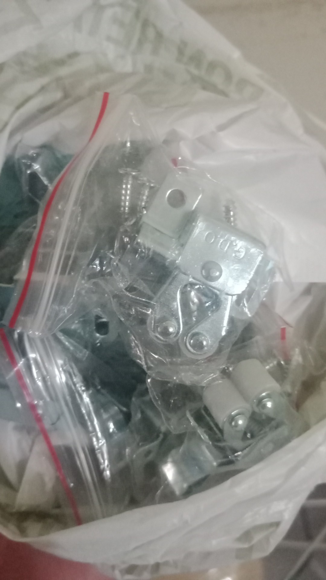 Capit Udang Lemari/penjepit Pintu Kitchen Set/pengait Pintu Lemari Murah