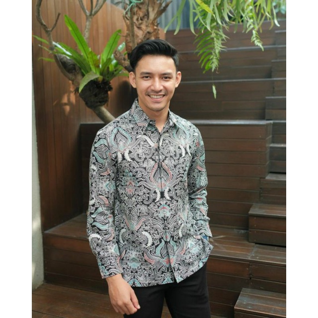 KEBAYA BATIK MODERN KEBAYA MAHESWARI LAMARAN WISUDA TUNANGAN WID BATIK AKITA SHOOP-KEMEJA MEHESWARI