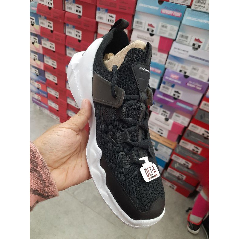 Sepatu Skechers DLT-A size 9